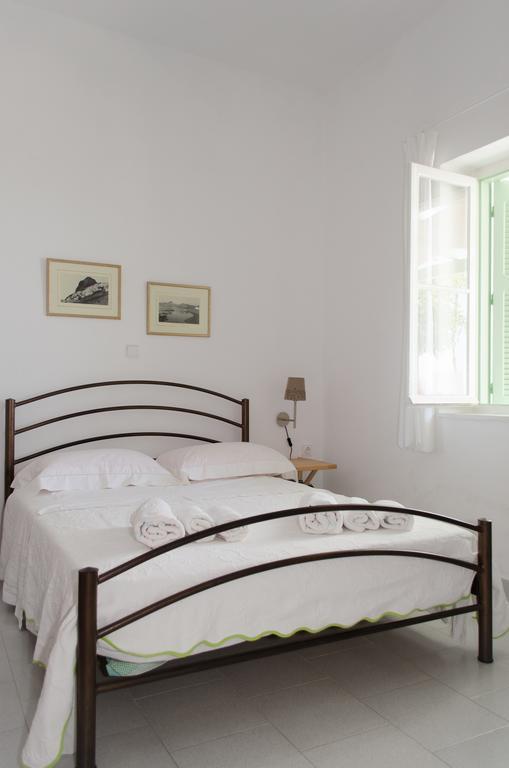 Georgias House Apartment Skyros Room photo
